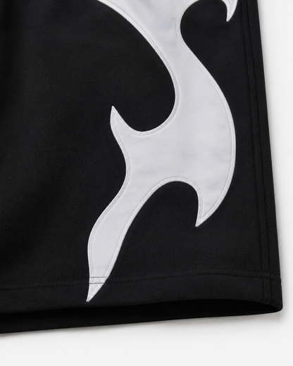 Studio Crest Shorts – Black / White