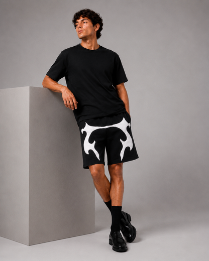 Studio Crest Shorts – Black / White