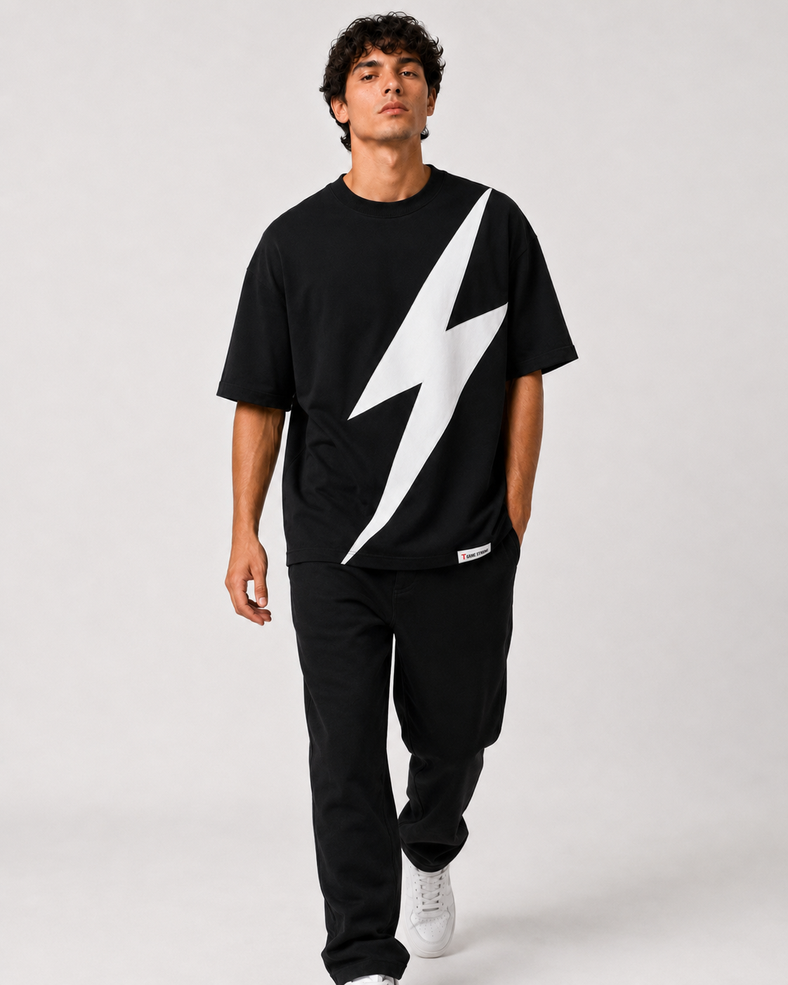 Strike Appliqué Tee Black