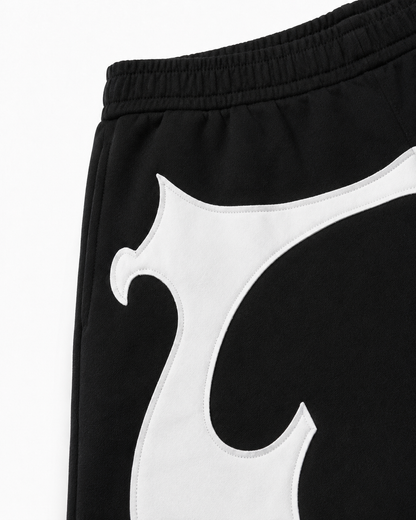 Studio Crest Shorts – Black / White